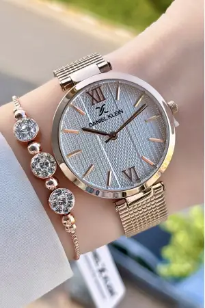 Kadın Kol Saati Ve Hediye Bileklik