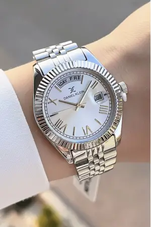 Daniel Klein DK1ISTE517 Takvim ve Gün Fonksiyonlu Kadın Kol Saati