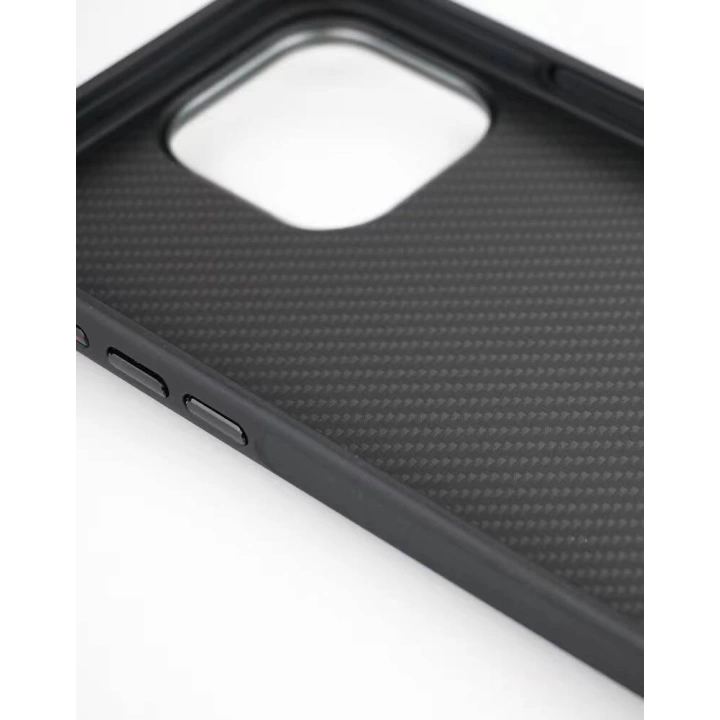 Apple iPhone 15 Pro Max Kılıf Karbon Fiber 600D Kevlar Redclick Troy Kapak