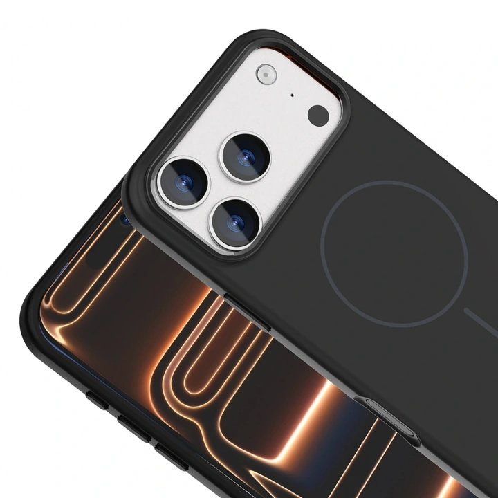 Apple iPhone 17 Pro Kılıf M-Safe Şarj Özellikli Metal Kamera Çerçeveli Redclick Edi Silikon Kapak