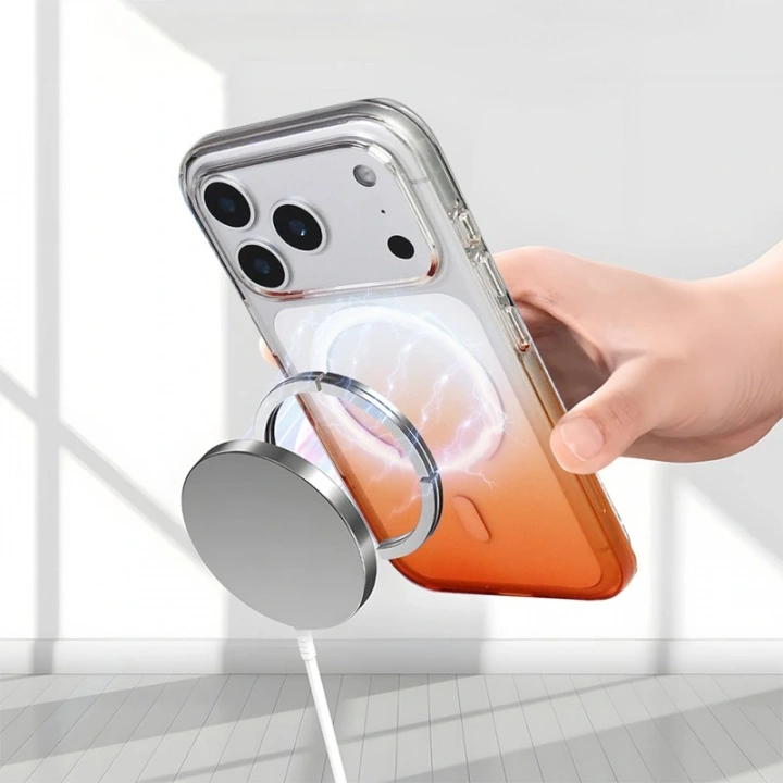 Apple iPhone 17 Pro Max Kılıf M-Safe Şarj Özellikli Redclick Septik Silikon Kapak