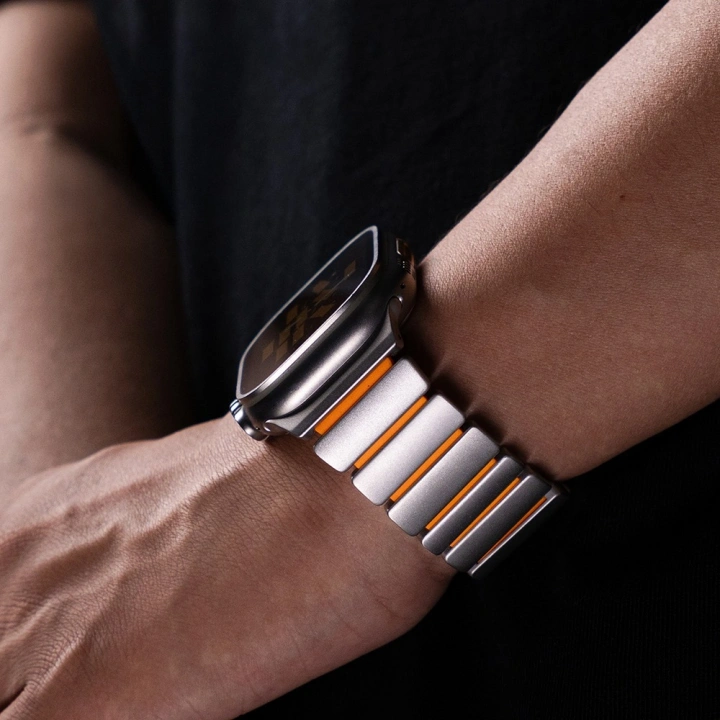 Apple Watch Ultra 49mm Uyumlu Redclick KRD-152 Titanyum Silikon Kordon