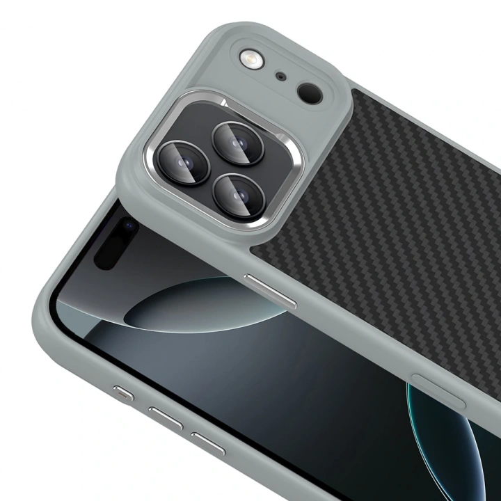 Apple iPhone 17 Pro Max Kılıf M-Safe Şarj Özellikli Karbon Fiber Görünümlü Redclick Truva Silikon Kapak