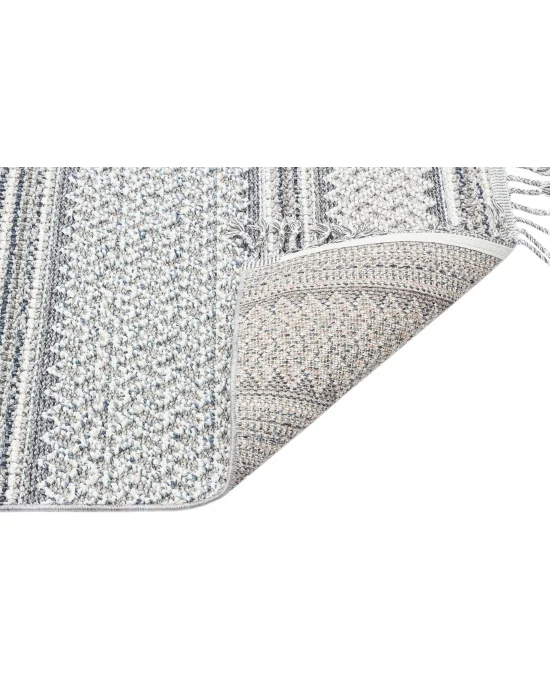 Soho Sh 05 Ivory Grey Hav Vermeyen Özel Ipler Ile Üretilen Etnik Örgü Desenlere Sahip Makine Halısı