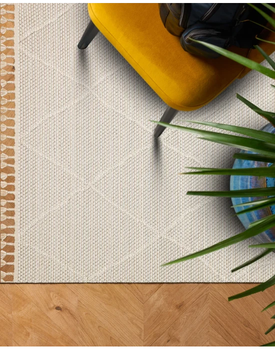 Soho Sh 02 Beige Hav Vermeyen Özel Ipler Ile Üretilen Etnik Örgü Desenlere Sahip Makine Halısı