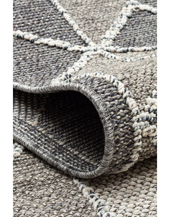 Soho Sh 03 Grey Hav Vermeyen Özel Ipler Ile Üretilen Etnik Örgü Desenlere Sahip Makine Halısı