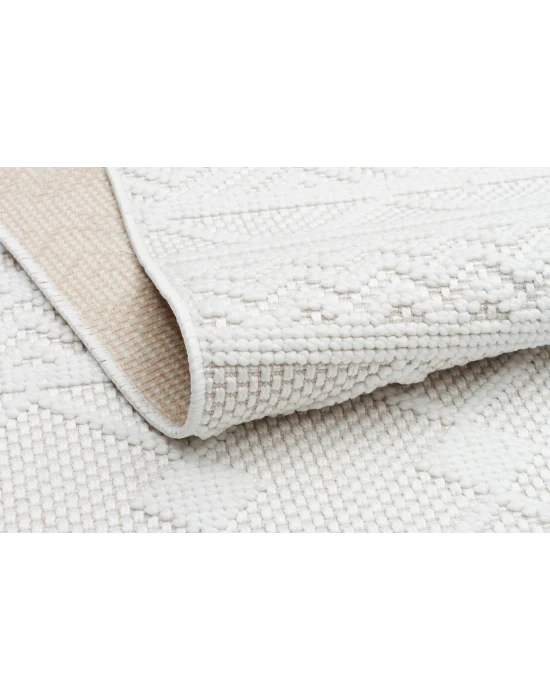 İnci 502 Beyaz Makinede Yıkanabilen Kaymaz Tabanlı İskandinav Desenli Makine Halısı