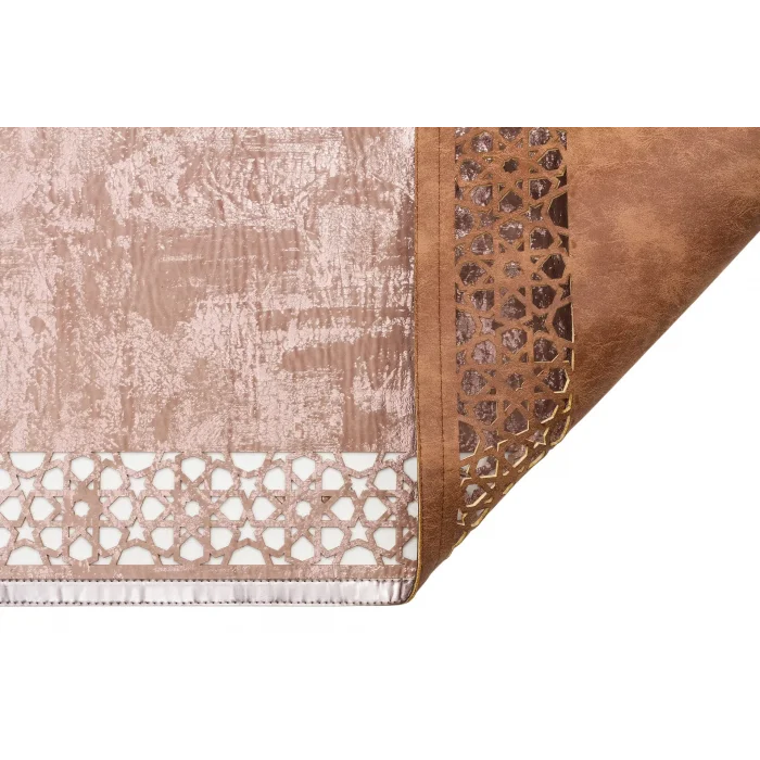 BIANCA DERI 0004 Klasik Ve Modern İşleme ve Oymaya Sahip Parlak Bordürlü Suni Deri Halı