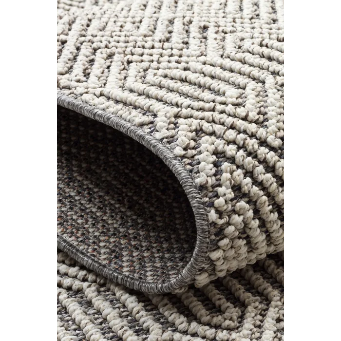 Soho Sh 01 Grey Hav Vermeyen Özel Ipler Ile Üretilen Etnik Örgü Desenlere Sahip Makine Halısı