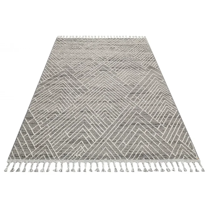Soho Sh 12 Grey Hav Vermeyen Özel Ipler Ile Üretilen Etnik Örgü Desenlere Sahip Makine Halısı