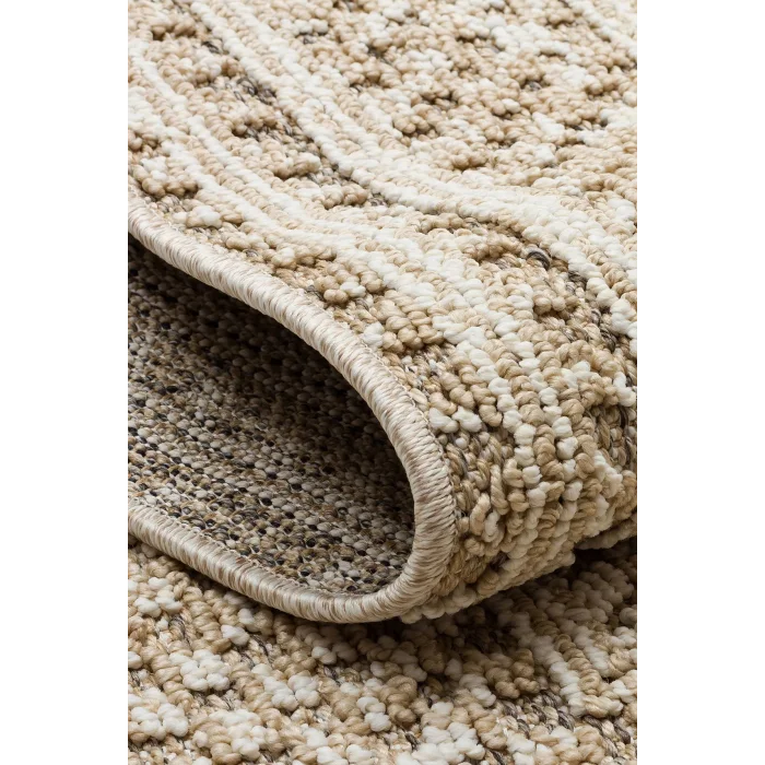 Soho Sh 15 Grey Beige Hav Vermeyen Özel Ipler Ile Üretilen Etnik Örgü Desenlere Sahip Makine Halısı