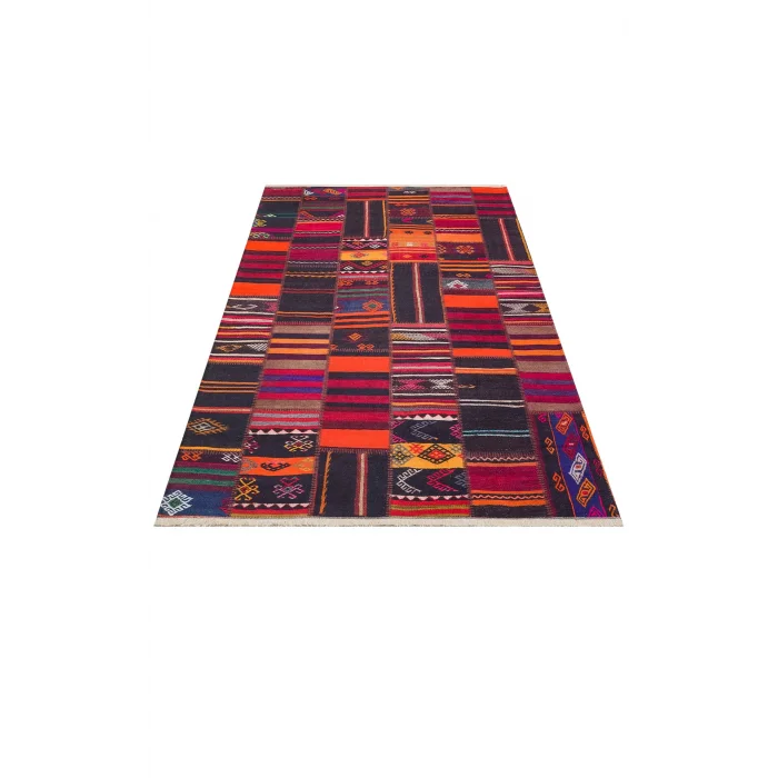 Ruby RB 14 Black Terra Yıkanabilir Kolay Kullanımlı Modern ve Geleneksel Desenlere Sahip Renkli Kilim