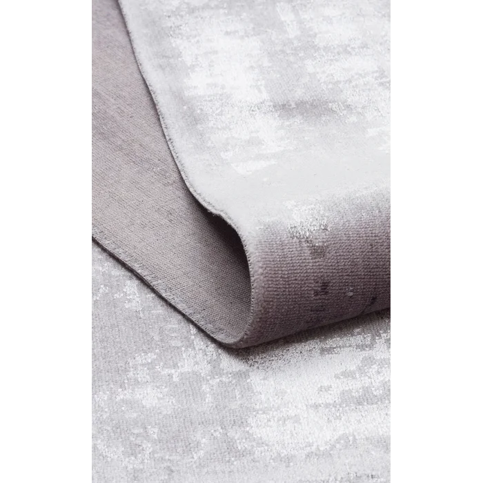 TORINO HALI 0126 Sık Dokuma Dökümlü Yere Oturan Hav Toz Vermez Yıkanabilir Kaymaz Tabanlı Modern Halı