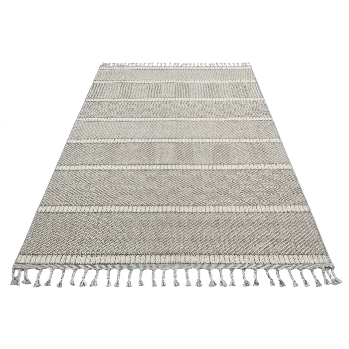 Soho Sh 07 Grey Ivory Hav Vermeyen Özel Ipler Ile Üretilen Etnik Örgü Desenlere Sahip Makine Halısı