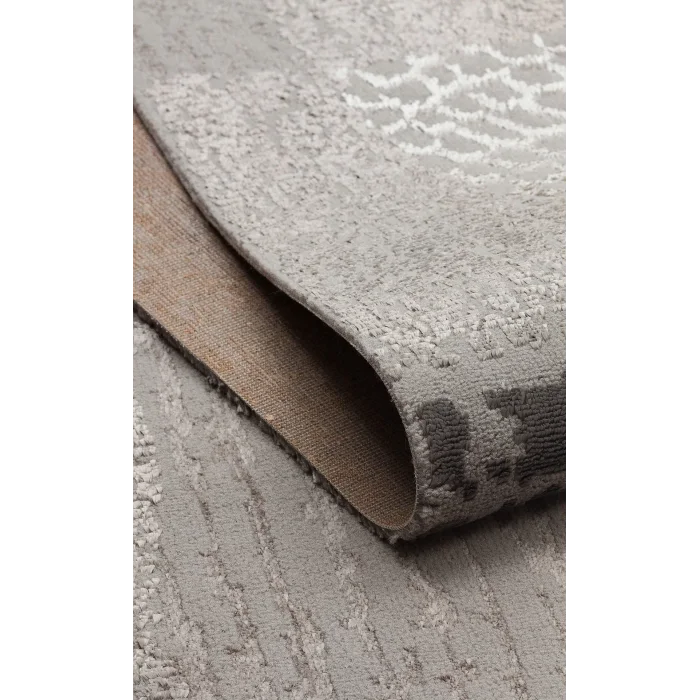 TORINO HALI 0036 Sık Dokuma Dökümlü Yere Oturan Hav Toz Vermez Yıkanabilir Kaymaz Tabanlı Modern Halı