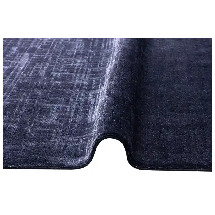 MAJESTY HALI 0030 Düz Desenli El Emeği ile Özel Tezgahlarda Üretilen Yün Viskon Tencel Uşak Halısı