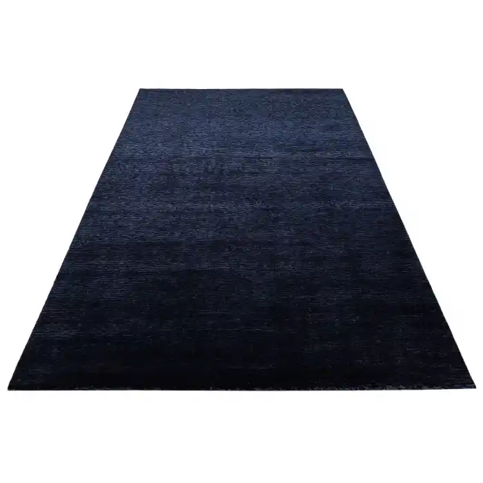 MAJESTY HALI 0011 Düz Desenli El Emeği ile Özel Tezgahlarda Üretilen Yün Viskon Tencel Uşak Halısı