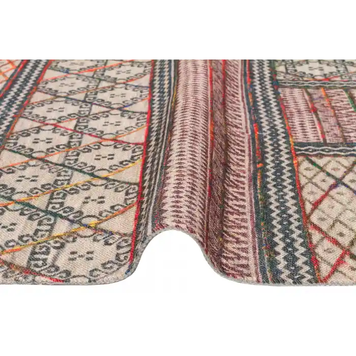 Ruby RB 05 L.Multy Yıkanabilir Kolay Kullanımlı Modern ve Geleneksel Desenlere Sahip Renkli Kilim