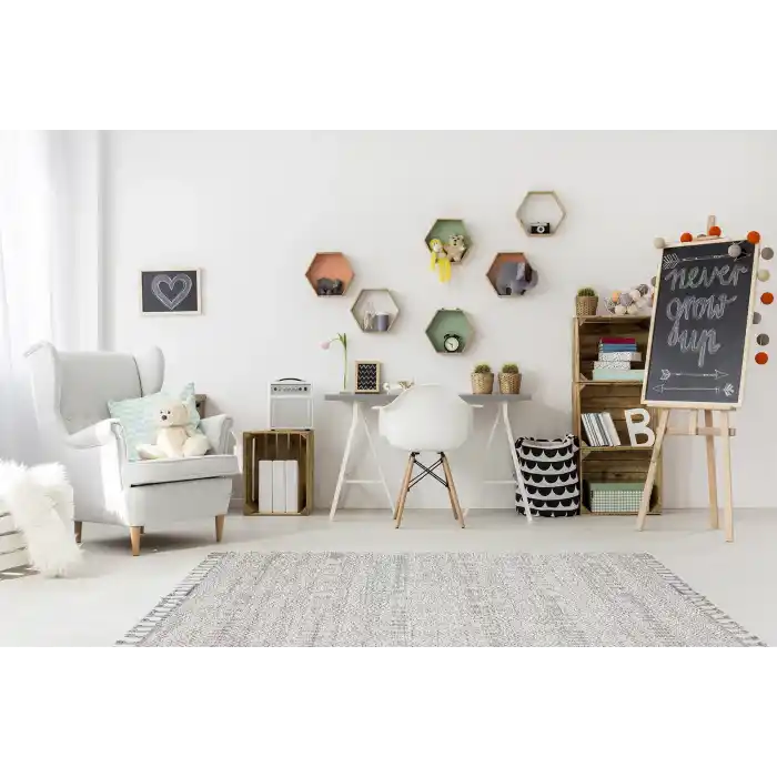 Soho Sh 01 Grey Hav Vermeyen Özel Ipler Ile Üretilen Etnik Örgü Desenlere Sahip Makine Halısı