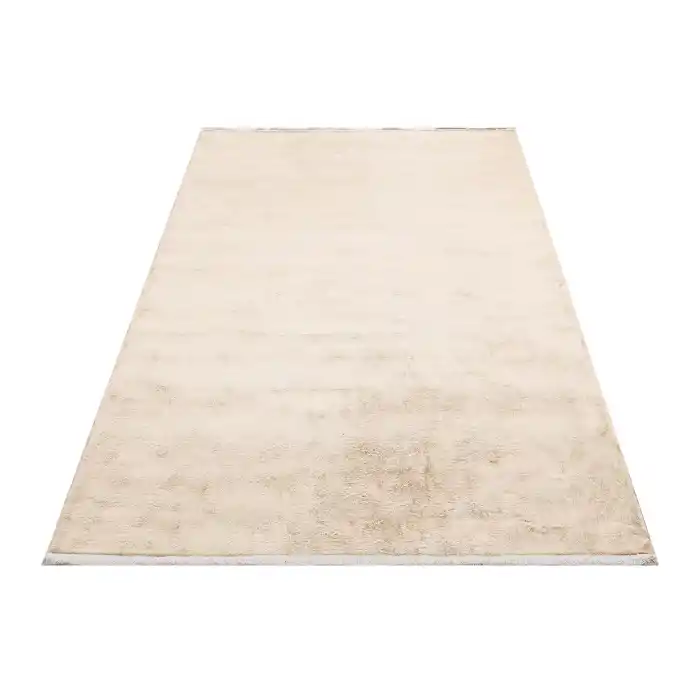 VELVET HALI 0053 Düz Renk El Emeği ile Özel Tezgahlarda Üretilen Viskon Uşak Halısı