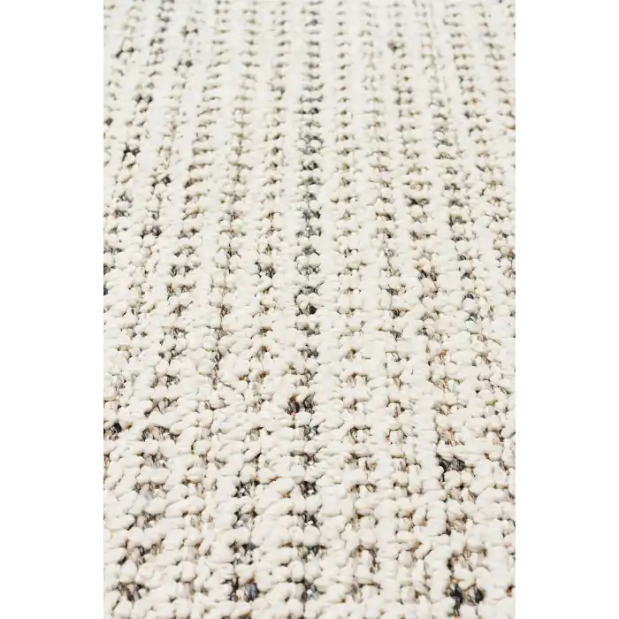 Soho Sh 13 Cream Grey Hav Vermeyen Özel Ipler Ile Üretilen Etnik Örgü Desenlere Sahip Makine Halısı