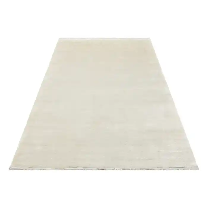 VELVET HALI 0054 Düz Renk El Emeği ile Özel Tezgahlarda Üretilen Viskon Uşak Halısı