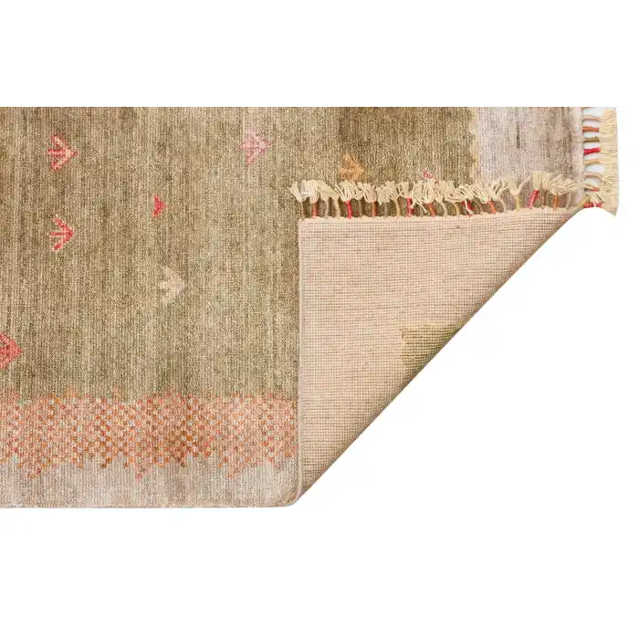 ZARA HALI 0089 Otantik Desenli Özel Hav Vermeyen ve Kolay Temizlenebilir Tensel Kullanılarak El Emeği ile Özel Tezgahlarda Üretilen Modern Uşak Halısı