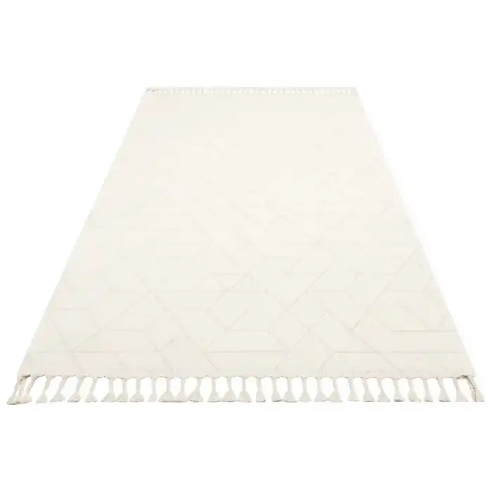 Urban 03 White Etnik Desenlere Sahip Hav Toz Vermez Yumuşak Dokulu Modern Halı