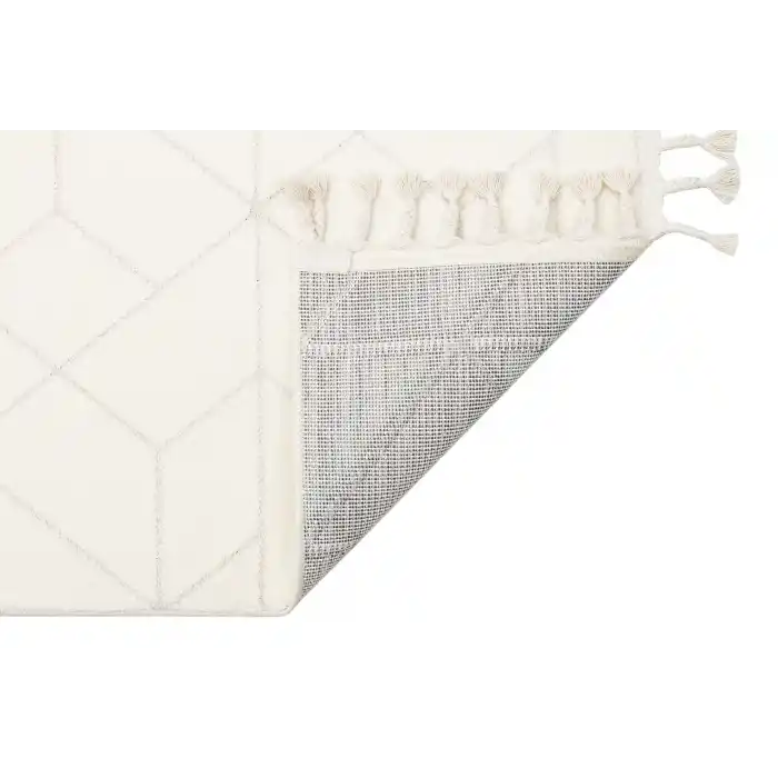 Urban 03 White Etnik Desenlere Sahip Hav Toz Vermez Yumuşak Dokulu Modern Halı
