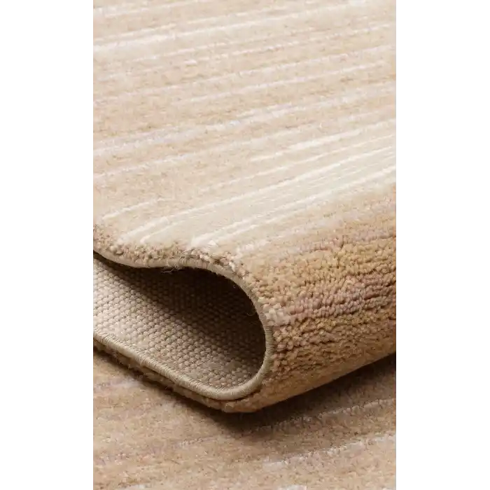 MAJESTY HALI 0051 Düz Desenli El Emeği ile Özel Tezgahlarda Üretilen Yün Viskon Tencel Uşak Halısı