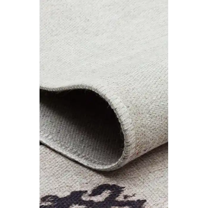 Ruby RB 13 Natural Black Yıkanabilir Kolay Kullanımlı Modern ve Geleneksel Desenlere Sahip Renkli Kilim