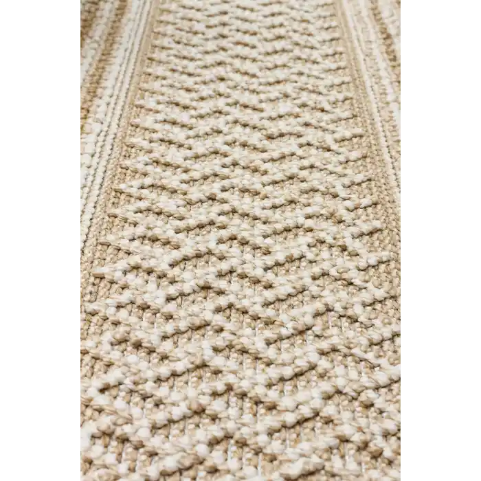 Soho Sh 05 Beige Hav Vermeyen Özel Ipler Ile Üretilen Etnik Örgü Desenlere Sahip Makine Halısı