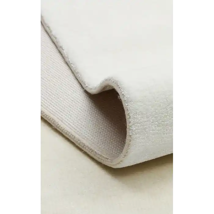 VELVET HALI 0011 Düz Renk El Emeği ile Özel Tezgahlarda Üretilen Viskon Uşak Halısı