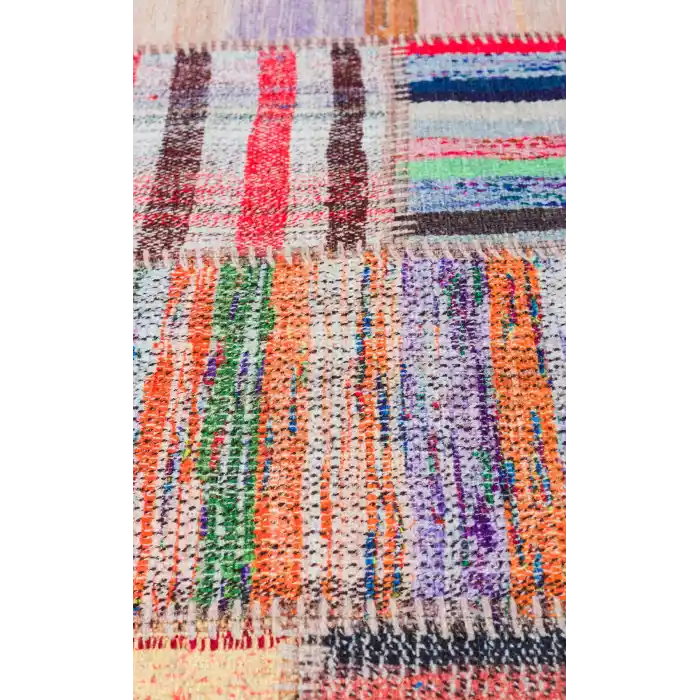 Ruby RB 15 Multy Yıkanabilir Kolay Kullanımlı Modern ve Geleneksel Desenlere Sahip Renkli Kilim