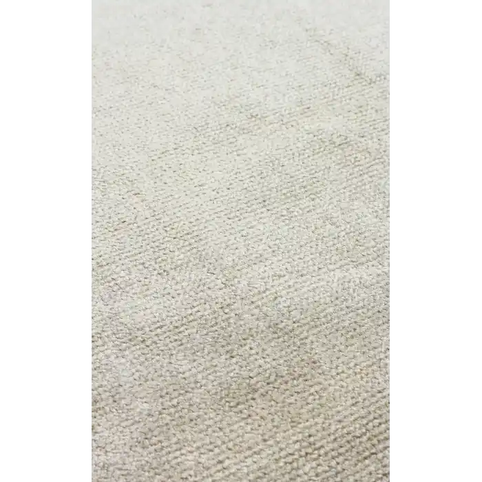 VELVET HALI 0009 Düz Renk El Emeği ile Özel Tezgahlarda Üretilen Viskon Uşak Halısı