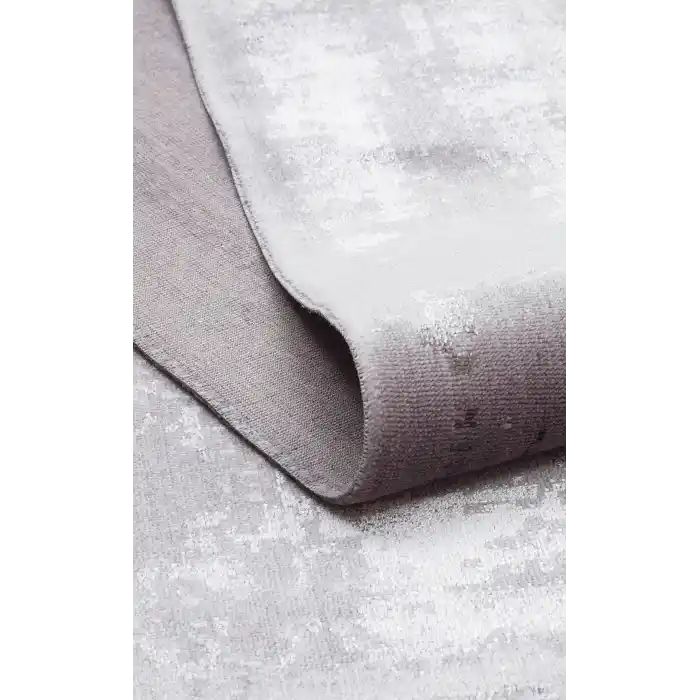 TORINO HALI 0126 Sık Dokuma Dökümlü Yere Oturan Hav Toz Vermez Yıkanabilir Kaymaz Tabanlı Modern Halı