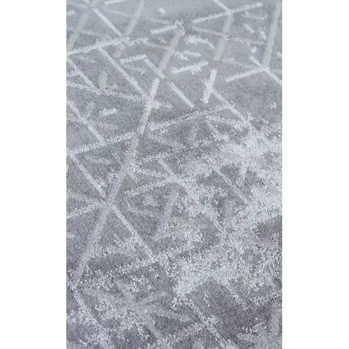 TORINO HALI 0131 Sık Dokuma Dökümlü Yere Oturan Hav Toz Vermez Yıkanabilir Kaymaz Tabanlı Modern Halı