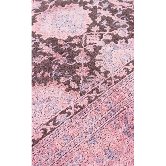 LAHOR HALI 0018 Özel Boyama İşlemi İle Üretilen Yüksek Alçak Dokuya Sahip Zengin Renkli Şık Salon Halısı