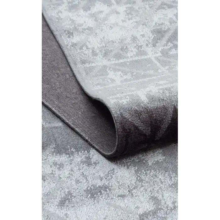 TORINO HALI 0131 Sık Dokuma Dökümlü Yere Oturan Hav Toz Vermez Yıkanabilir Kaymaz Tabanlı Modern Halı