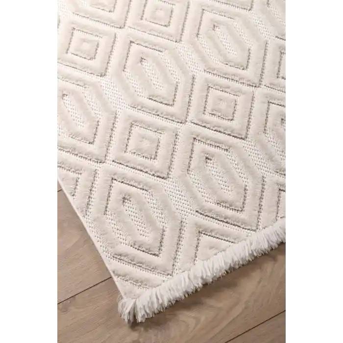 Fiesta 8748A Beyaz Özel Dokuma Tekniğiyle Üretilmiş Modern Makine Halısı ✄