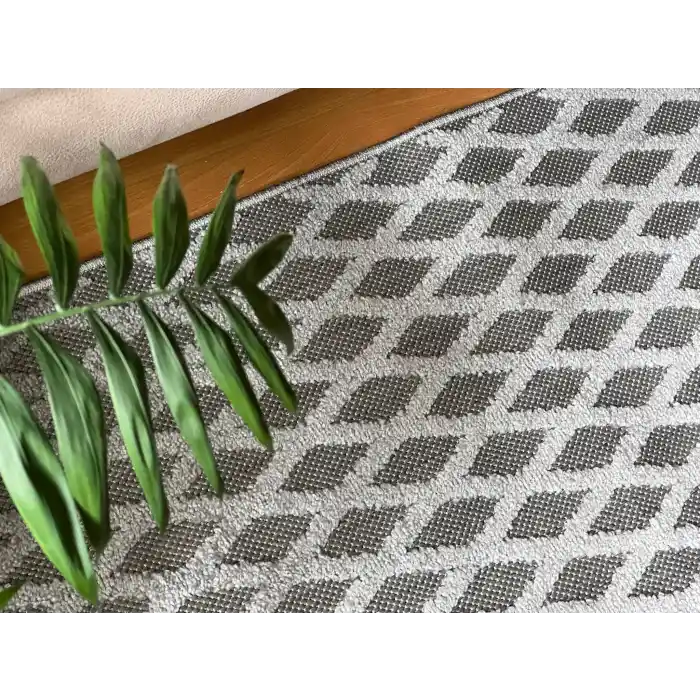 Grace Bej - Gri - KremBej Baklava Desenli Dekoratif Kaymaz Tabanlı Özel Ölçü Makine Halısı