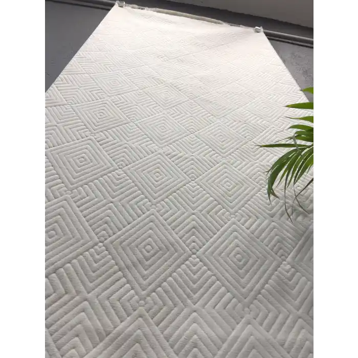 Rabbit 101 Beyaz Makinede Yıkanabilir Yumuşak Dokulu Dekoratif Kaymaz Tabanlı Makine Halısı