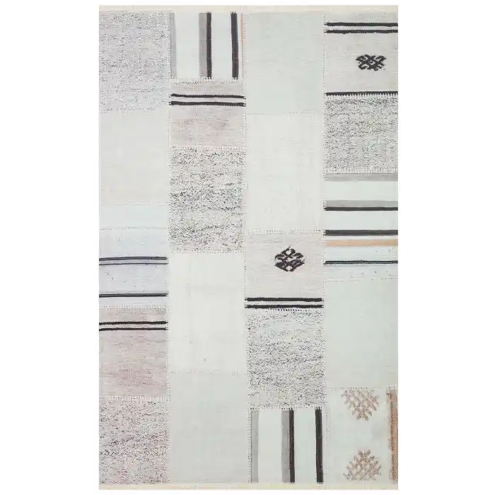 Ruby RB 13 Natural Black Yıkanabilir Kolay Kullanımlı Modern ve Geleneksel Desenlere Sahip Renkli Kilim