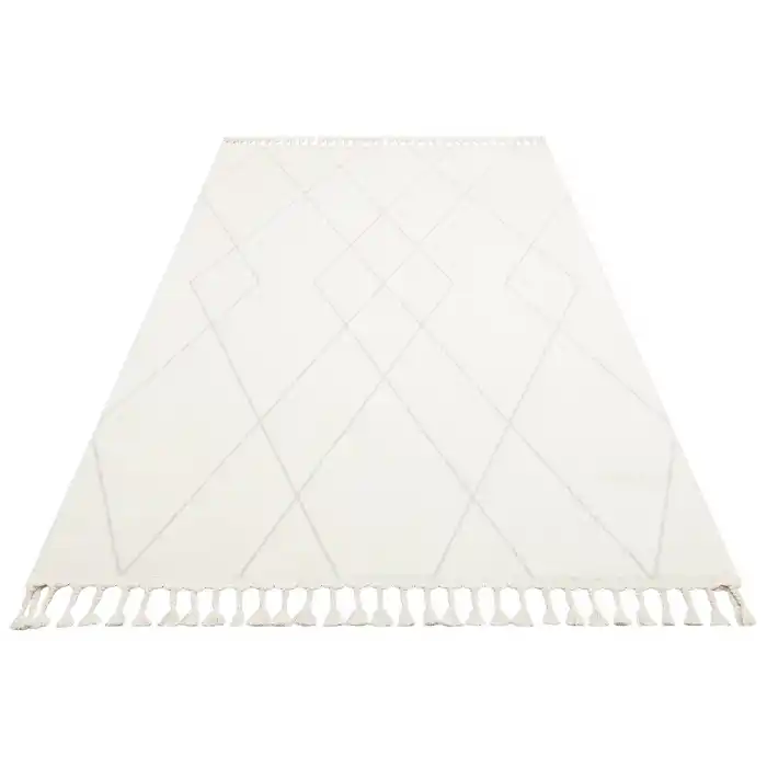 Urban 02 White Etnik Desenlere Sahip Hav Toz Vermez Yumuşak Dokulu Modern Halı