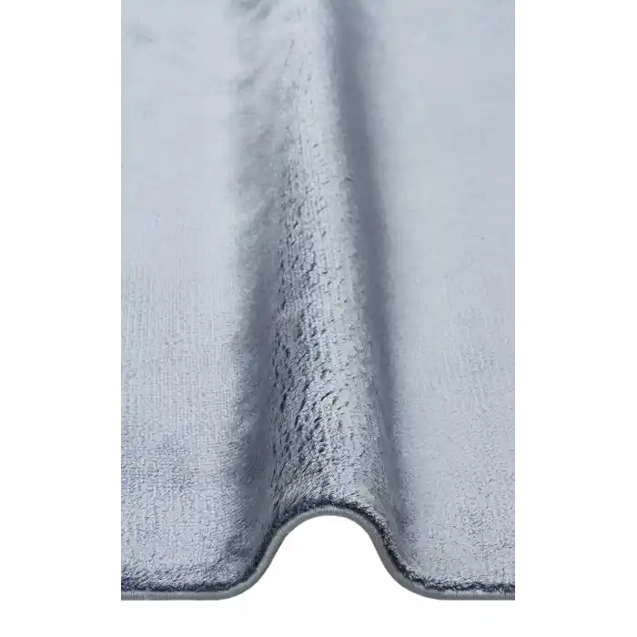 VELVET HALI 0029 Düz Renk El Emeği ile Özel Tezgahlarda Üretilen Viskon Uşak Halısı