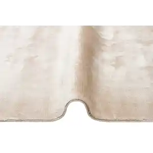 VELVET HALI 0052 Düz Renk El Emeği ile Özel Tezgahlarda Üretilen Viskon Uşak Halısı