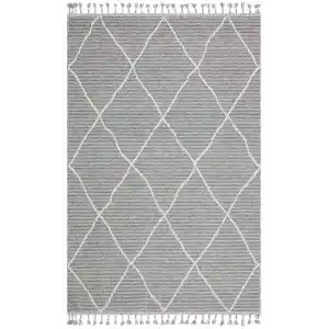 Soho Sh 02 Grey Hav Vermeyen Özel Ipler Ile Üretilen Etnik Örgü Desenlere Sahip Makine Halısı