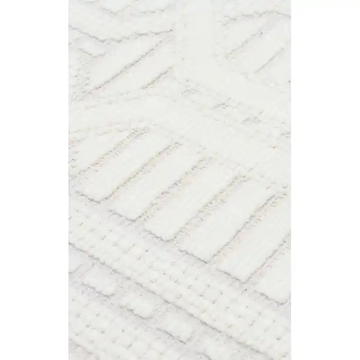 Ada 03 Cream Yüksek Alçak Dokulu Hav Toz Vermez Kolay Kullanımlı Yıkanabilir Kaymaz Kilim