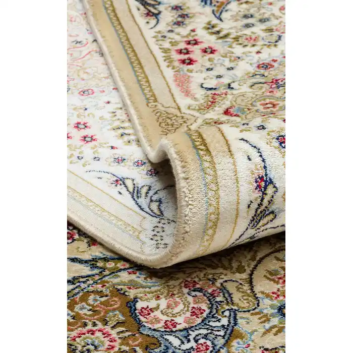 Isfahan 06 Cream Klasik Desenli Yüksek Kalite Sık Dokuma Makine Halısı