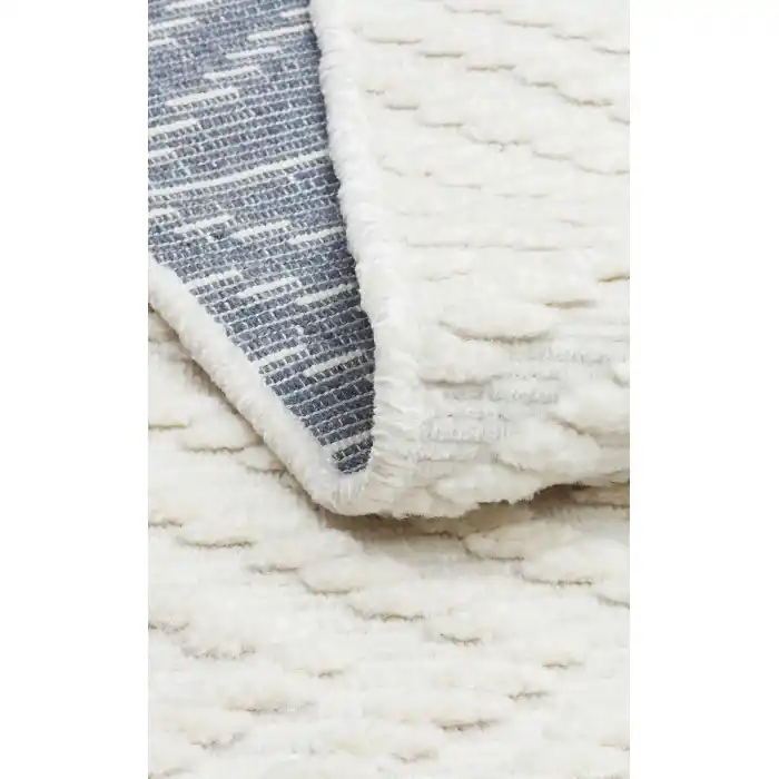 Jakarta JKR 03 Cream Yüksek Alçak Dokulu Hav Toz Vermez Modern Makine Halısı